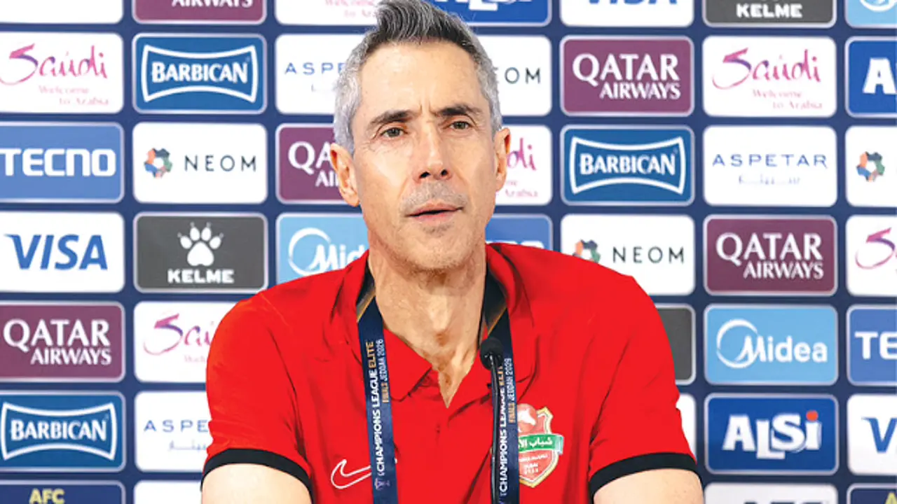 مدرب شباب الأهلي يرى في الفوز على تراكتور الإيراني تعزيزاً لثقافة الانتصار